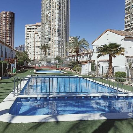 2 Bedroom Townhouse In Beautiful Gated Complex Бенидорм Екстериор снимка