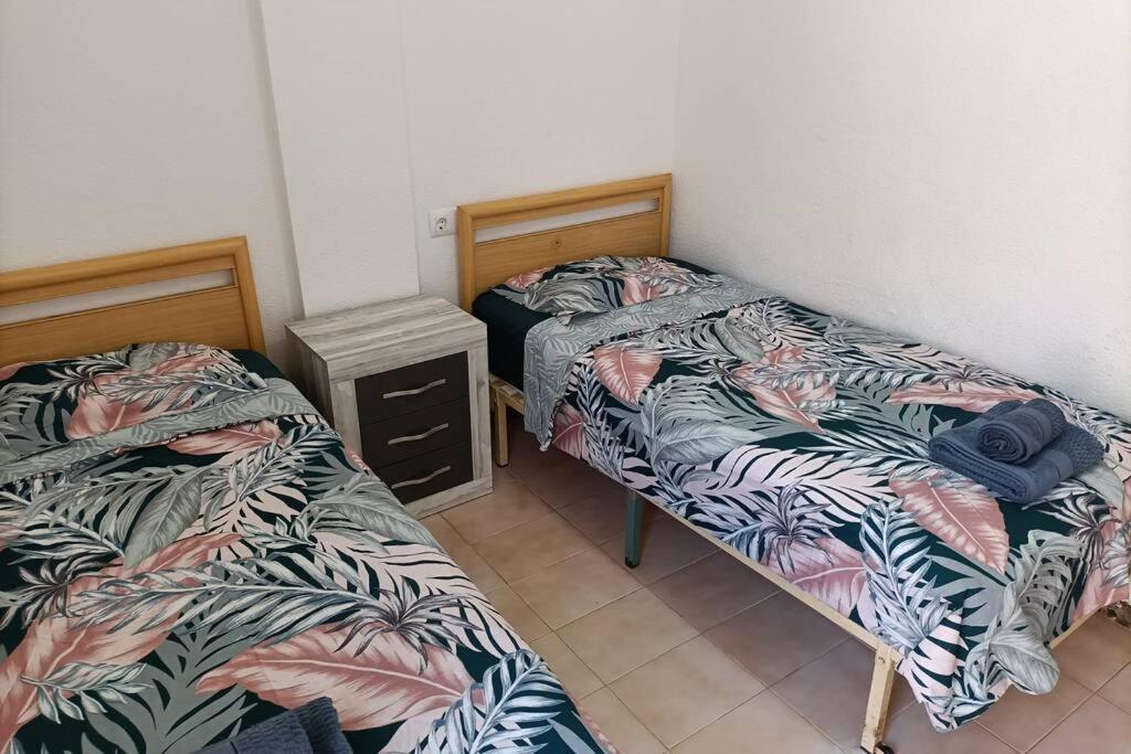 2 Bedroom Townhouse In Beautiful Gated Complex Бенидорм Екстериор снимка