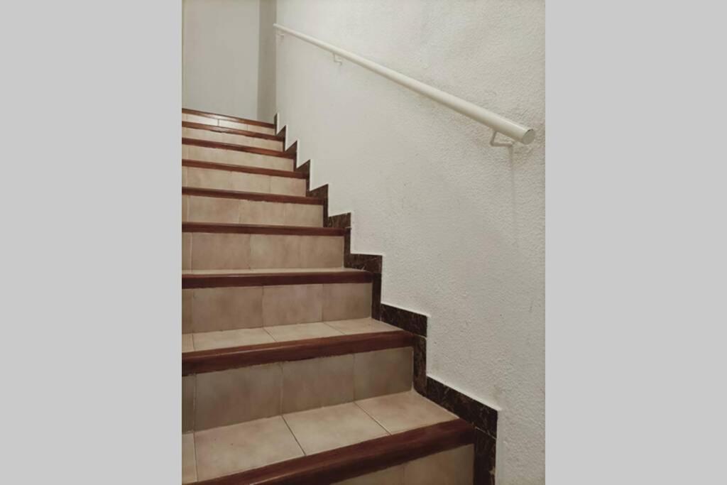 2 Bedroom Townhouse In Beautiful Gated Complex Бенидорм Екстериор снимка